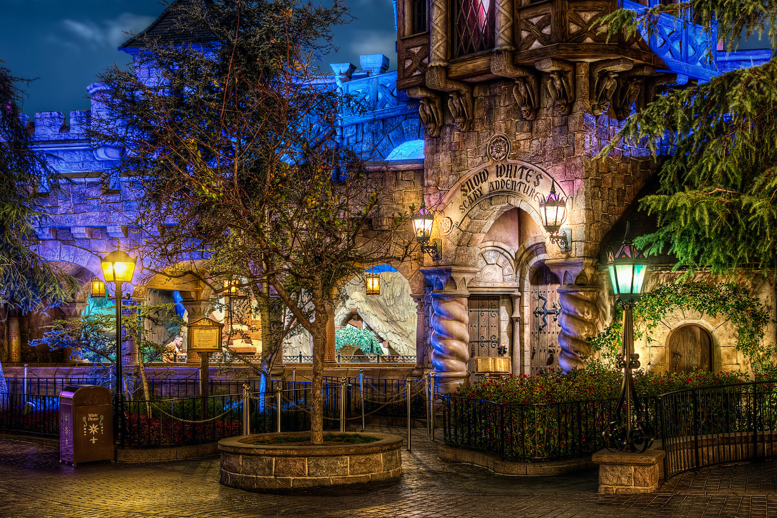 Snow White's Scary Adventures Disneyland